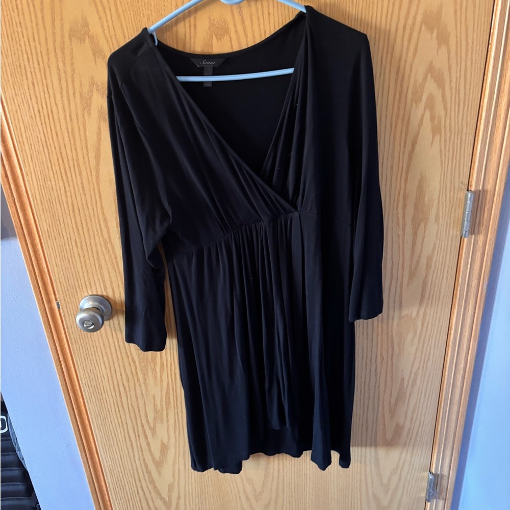 Elegant Black Women's Top by A Pea in the Pod
